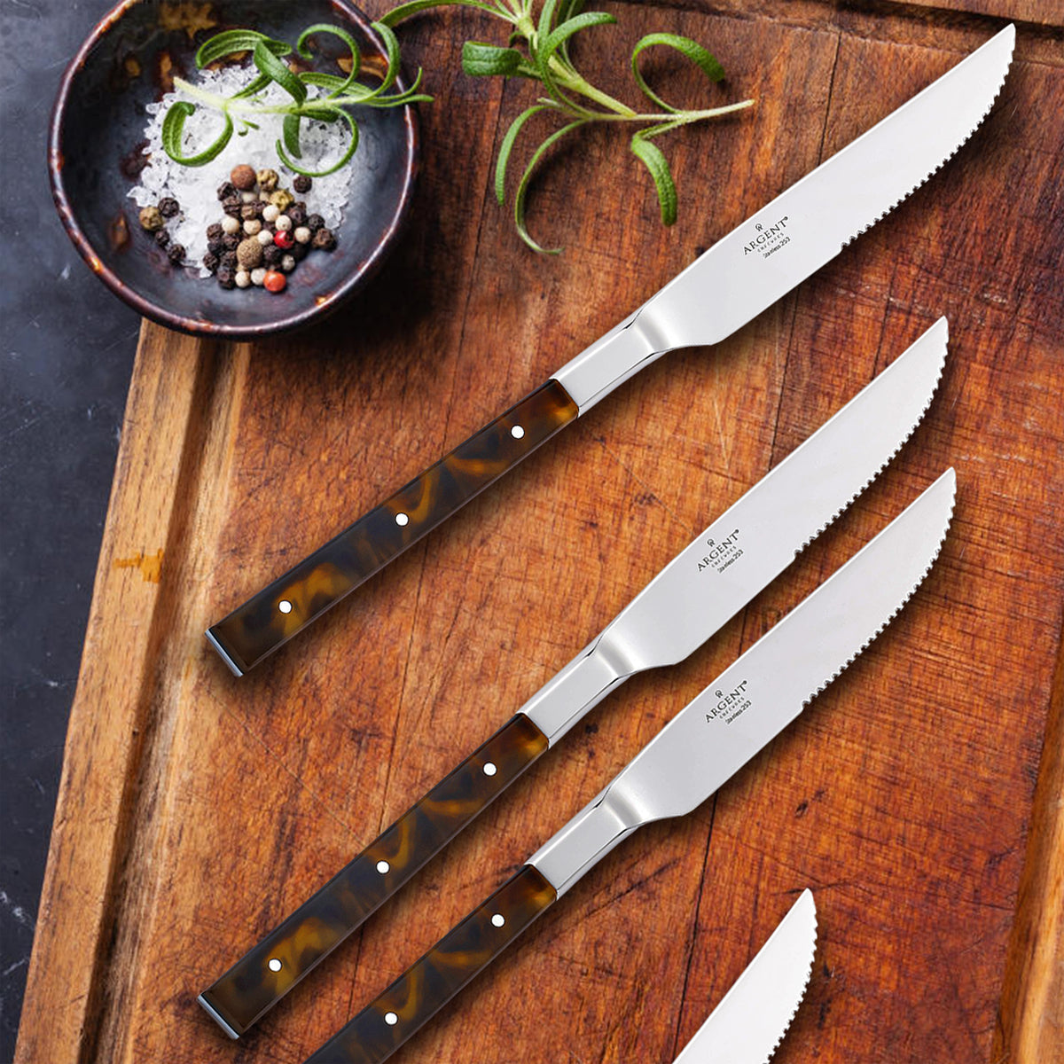 Oneida Wedgwood Oberon Set of 4 Steak Knives